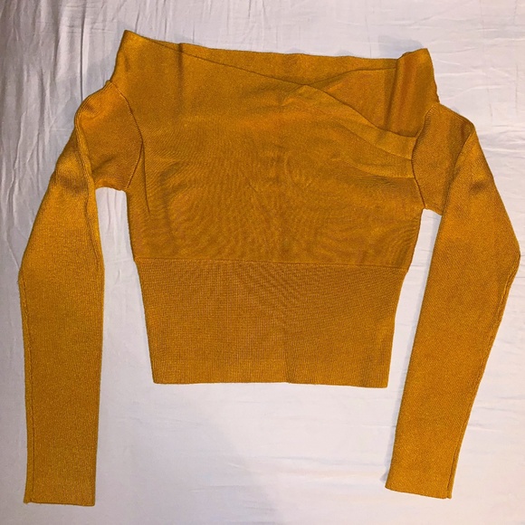 dynamite off-shoulder mustard sweater, M - Picture 1 of 3